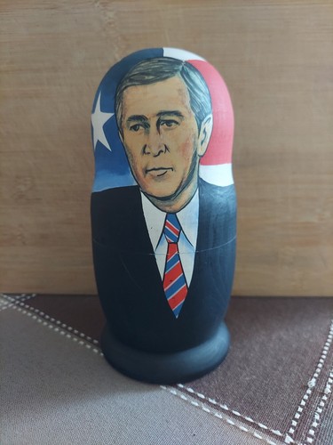 Russian matryoshka nesting - matryoshka,