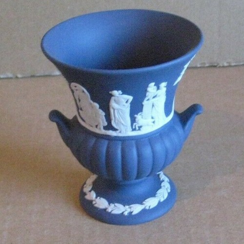 Wedgwood portland blue - portland,