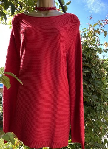 Seasalt makers red - “makers, “red