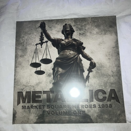 Metallica market square heroes - market,