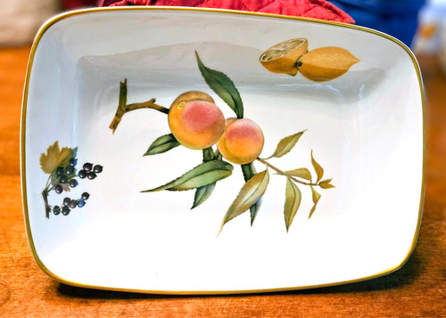 Royal worcester evesham - evesham, gold