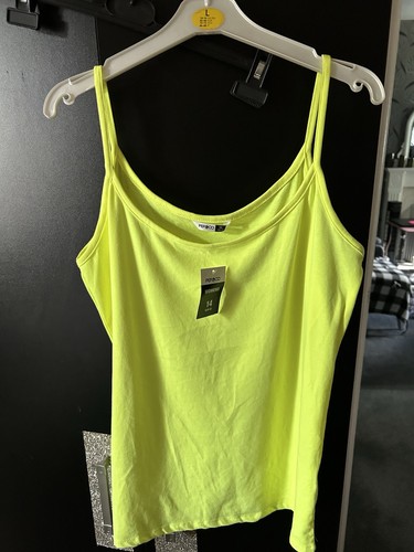 New without tags neon yellow - tags,