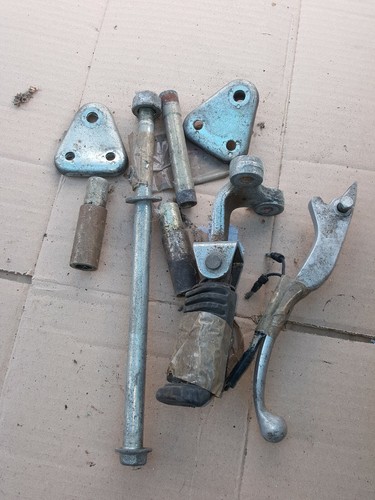 Sym husky 125 - 125, spacers