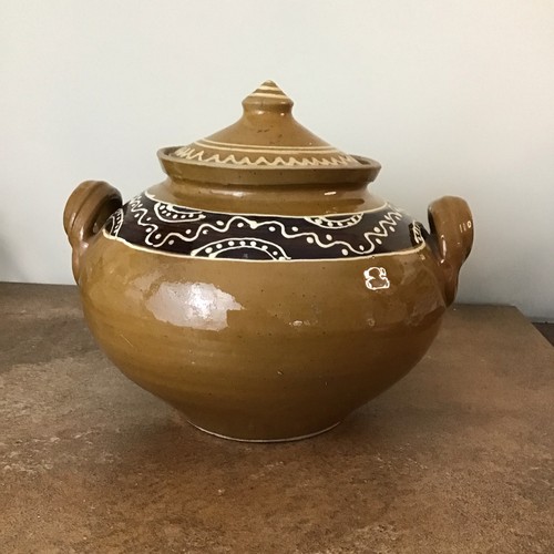 Traditional romanian - traditional, or