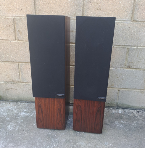 Pair mission 765 - pair, of