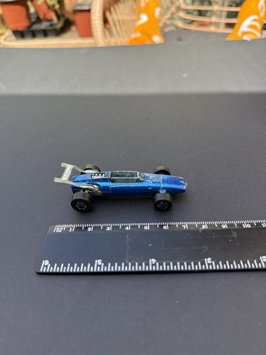 Hot wheels indy - hot,