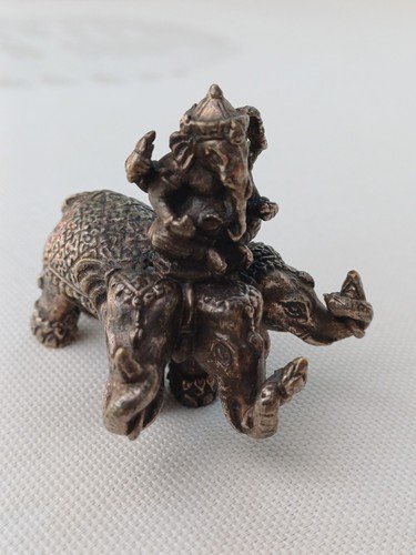 Antique bronze ganesha - ?,