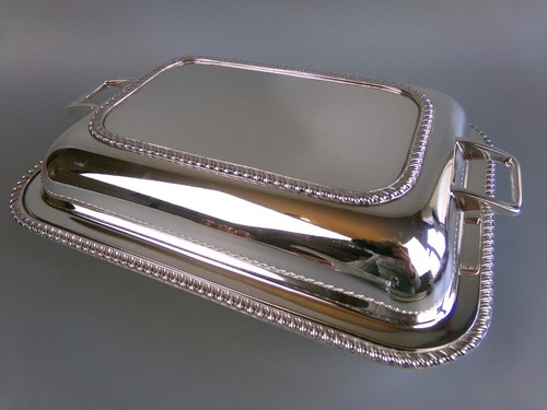 Silver plated serving dish - silver,