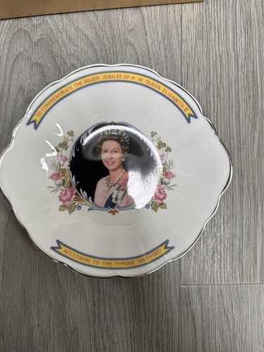 Crown staffordshire fine bone - staffordshire,