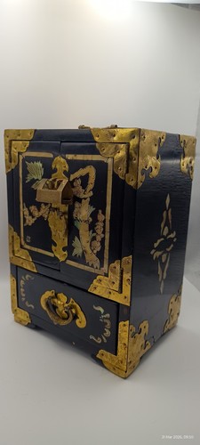 Mother pearl inlaid chinese - of,