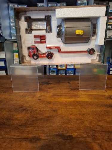 Corgi 11605 leyland - leyland, (lad)