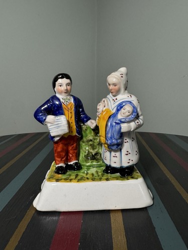 Vintage porcelain statuette - porcelain,