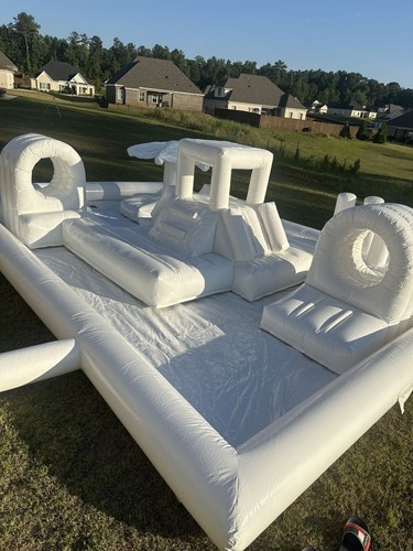 20x13ft inflatable bouncy - 20x13ft,