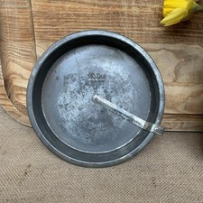 Vintage Round Baking Oven Tin