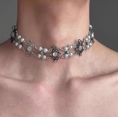 Silver white pearl beaded - silver,