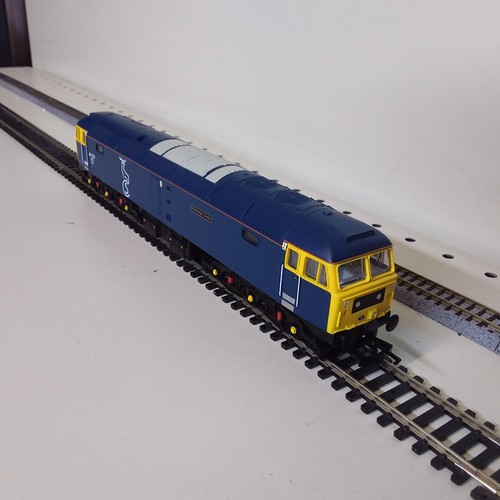 Hornby railroad r3905 - hornby, railroad+