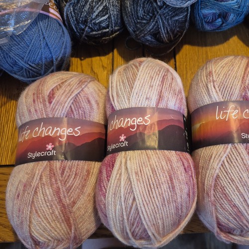 100g acrylic wool - x,