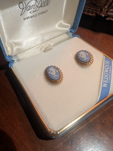 Vintage wedgwood blue - wedgwood, gf