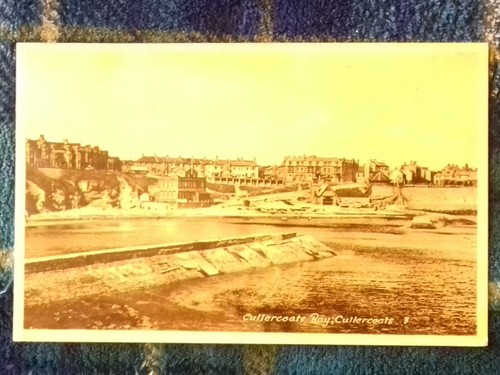 Postcard cullercoats - postcard,