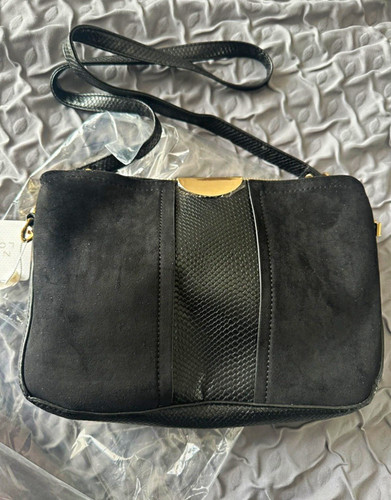 Ladies bags - 4,