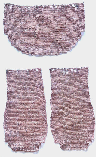 Vtg piece crocheted chair - 3,
