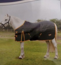 Gallop 100g Stable Rug  4'9 