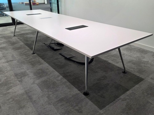 Person boardroom table - 14-person,