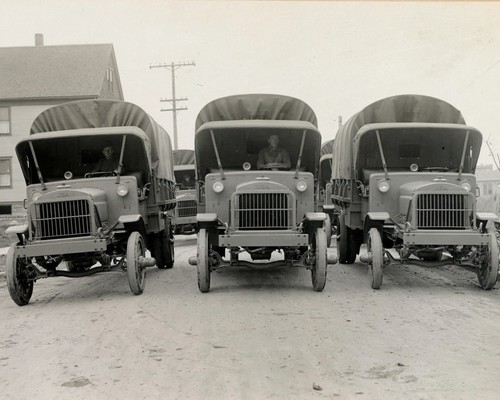 Wwi class trucks sterling - wwi,