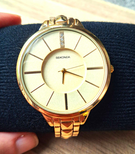 Sekonda quartz analogue watch - quartz,