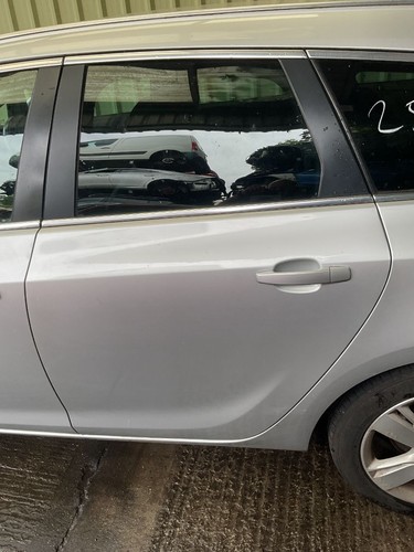 Vauxhall astra estate - j,