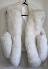 New. Silver Fox Faux Fur Gilet, Size L 12 - 16.  Beautiful, Warm,Realistic Fur.