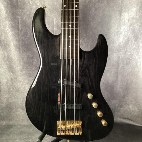 Moon fretless used bass - moon,