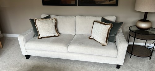 Show home cream seater - show,