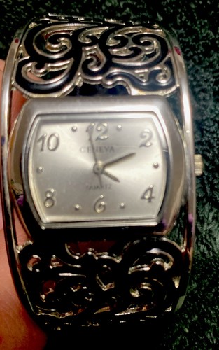 Geneva ladies wristwatch with - ladies,