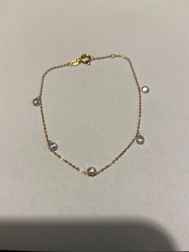 Fine carat gold and crystal - carat,