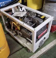 EDWARDS QDP40 Vacuum Pump