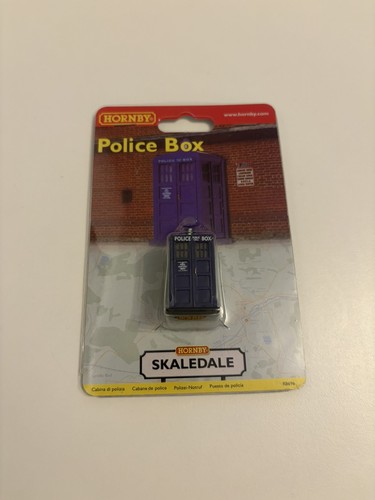 Hornby police box r8696 new - r8696,