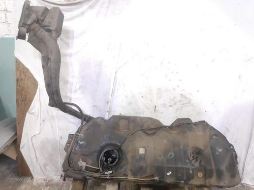 Peugeot 607 fuel tank - peugeot,