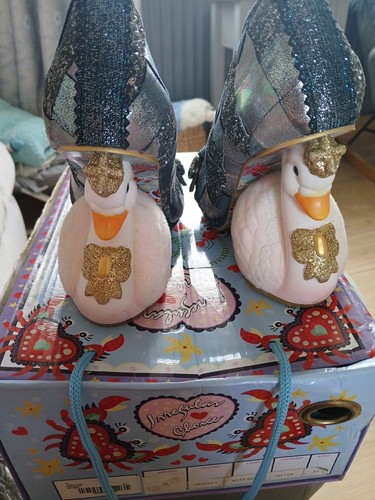 Fenella irregular choice swan - irregular,