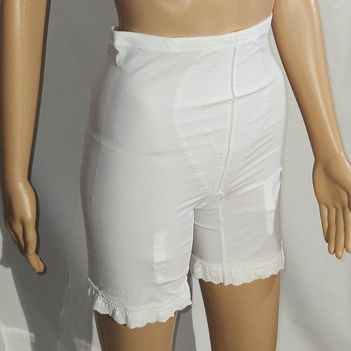 Vintage 1970s playtex - "i, can't