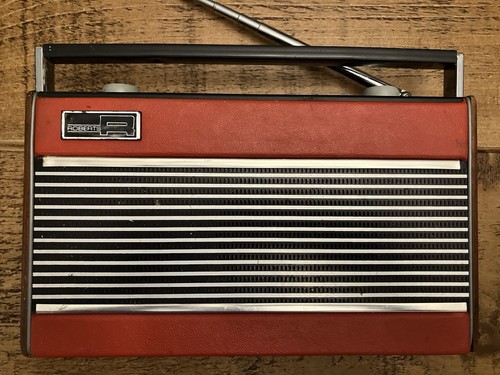 Roberts radio r24 vhf - am-fm,