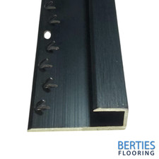 Square Edge Joins Carpet to