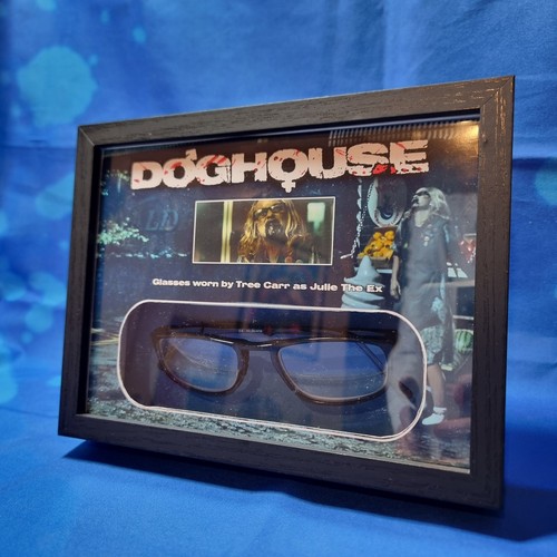 Doghouse 2009 screen used - doghouse,