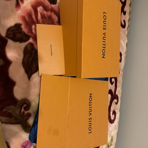 Empty box - empty,