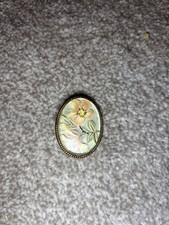 Vintage Floral Oval Brooch