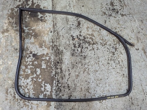 Bmw e36 coupe - door, seal