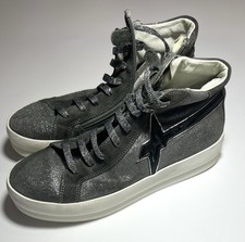 W6YZ / wizz Wiid Zip-G Girls