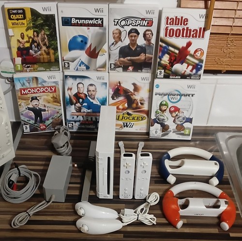 Nintendo wii console - wii, mario