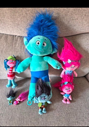Trolls large plush soft toy - large,