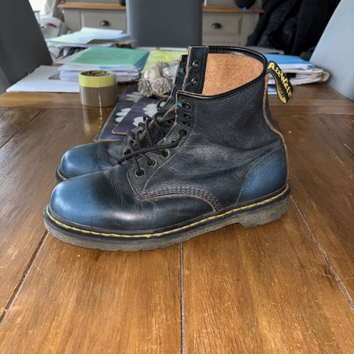 Martens airwair hole - airwair, 8